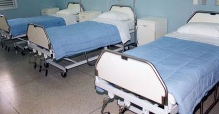 Zadłużone szpitale mają na nagrody