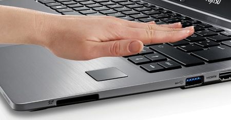 Pierwsze wrażenie: Fujitsu Lifebook U904