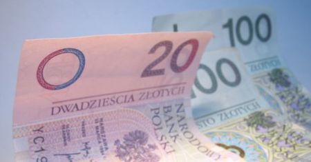 Maleją dochody Polaków, ale nie wszystkich