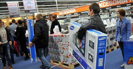 Sprzedaż telewizorów 4K wzrosła w ubiegłym roku o 200 proc.!