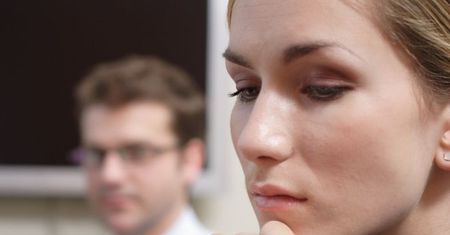 Koniec z ulgami dla nauczycieli. Zabiorą im część zniżki za przejazdy pociągami