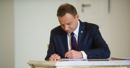Odsetki od odsetek powinny zniknąć raz na zawsze. Prezydent skierował swój projekt do Sejmu