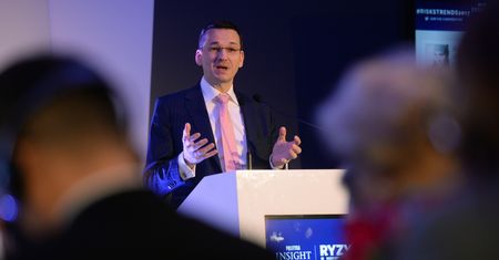 Morawiecki chce uszczelnić podatki na 50 mld zł. Eksperci: "to realne, ale za 10 lat"