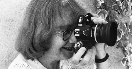 Odeszła Sabine Weiss. Była jedną z prekursorek fotografii ulicznej