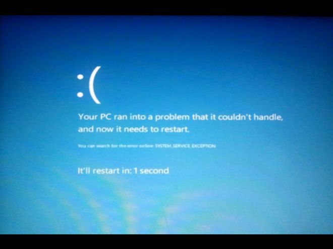 Zobacz nowy Blue Screen w Windows 8
