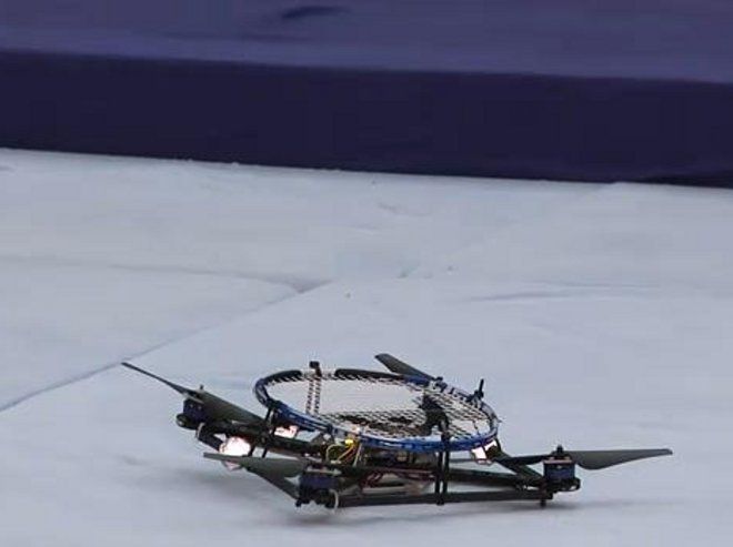 Naukowcy zbudowali autonomiczne roboty latające