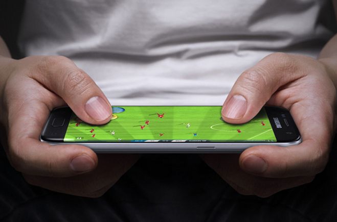 Najlepsze piłkarskie gry na smartfony
