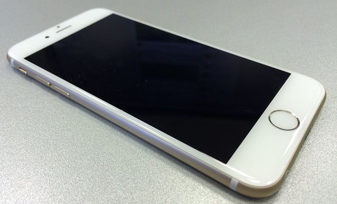 iPhone 8 z wyświetlaczem OLED?