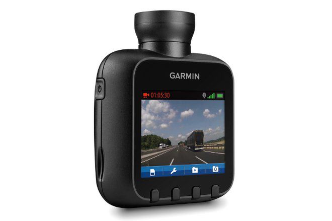 Rejestrator jazdy z modułem GPS: Garmin Dash Cam 20