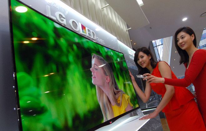 Pierwszy, zakrzywiony telewizor wchodzi do sprzedaży