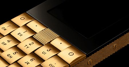 Najdroższe telefony na świecie. Nawet 50 milionów złotych za sztukę!