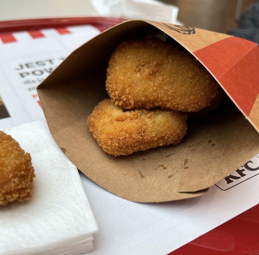 KFC Plant-Based Nuggets. Roślinne nuggetsy, które nie zastąpią kurczaka, ale…