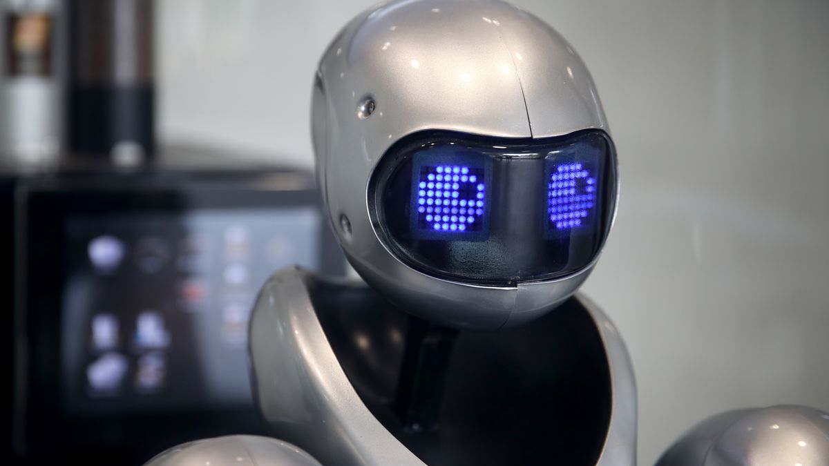 MOSCOW, RUSSIA - JULY 17, 2020: A robotic barista at the Zapovednoye Posolstvo (Nature Center) Pavilion in Moscow's Zaryadye Park. People can order coffee drinks and milk shakes via the terminal. The second robot barista selling drinks and soft serves is to be installed near the media center. Sergei Savostyanov/TASS (Photo by Sergei Savostyanov\TASS via Getty Images)