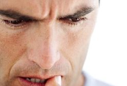 Dostał wypłatę, bo groził, że skoczy!