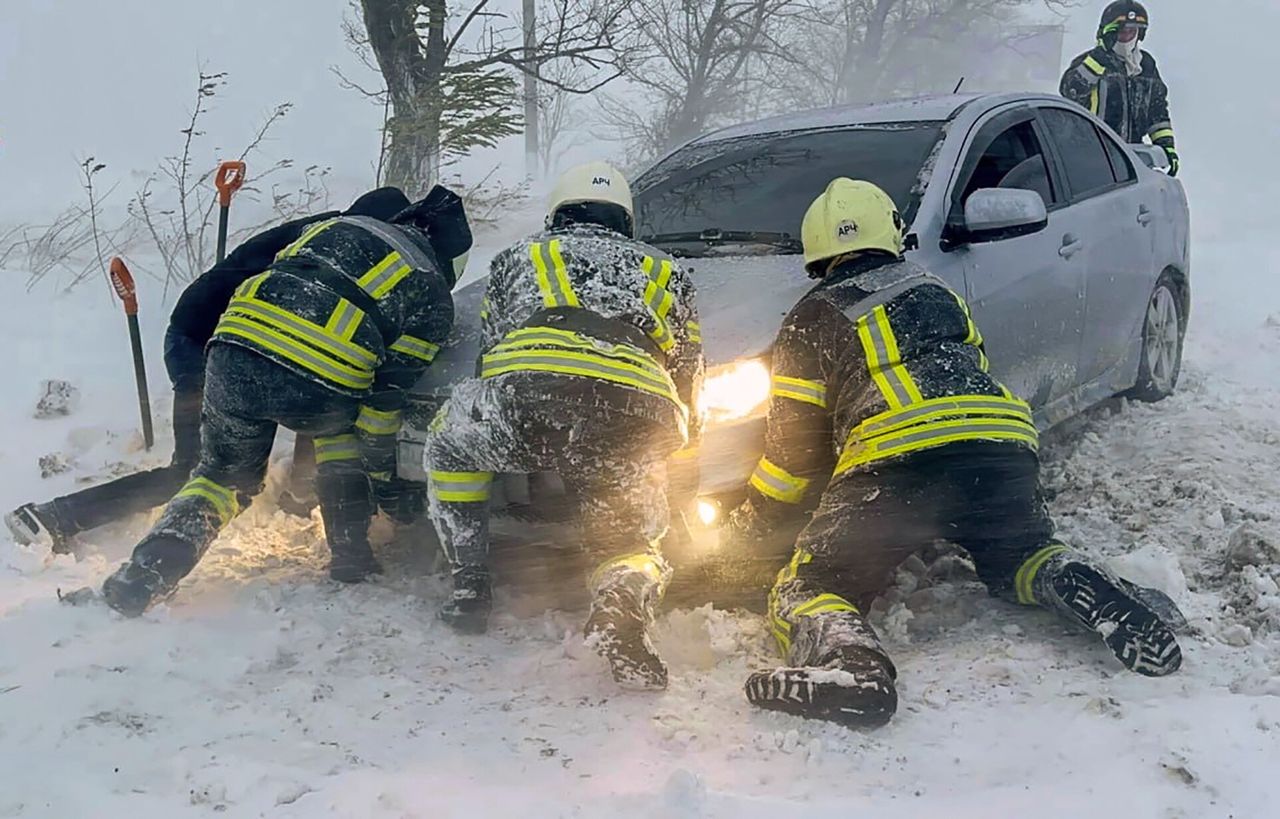 Zimowa nawałnica zabiła na Ukrainie 5 osób 