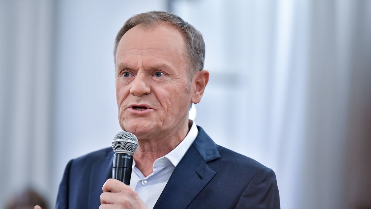 Przewodniczący PO Donald Tusk obiecuje projekt ustawy wprowadzający 5-procentowy VAT na gaz
