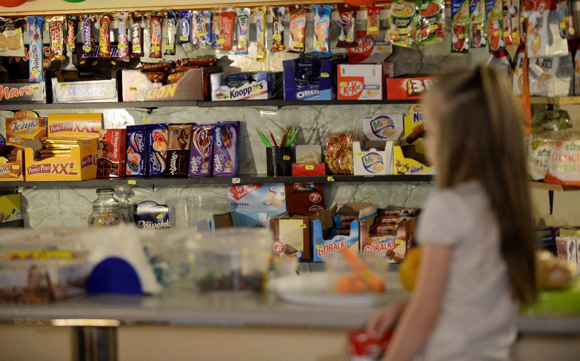 Sklepiki szkolne znów czekają zmiany. Od 1 września wchodzi nowa lista produktów