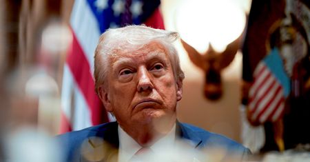 Dlaczego Donald Trump nie lubi UE i chce "rozjechać" ją cłami? "Ma uraz"