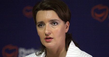 PO: związki zawodowe działają politycznie
