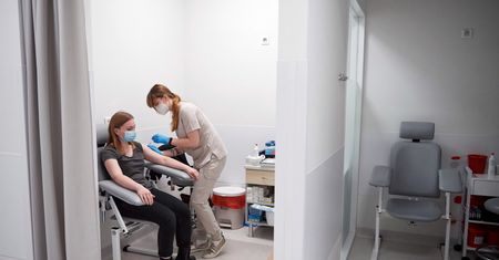 Koronawirus. Ponad 11 tys. zakażeń w Polsce. We Wrocławiu przybyło 216 chorych, 3 osoby zmarły