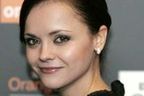 Christina Ricci pracuje nad pupą