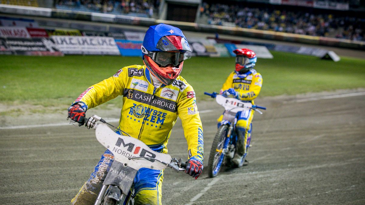 WP SportoweFakty / Tomasz Jocz / Na zdjęciu: zawodnicy Stali po wygranej z Włókniarzem. Grzegorz Walasek, Bartosz Zmarzlik