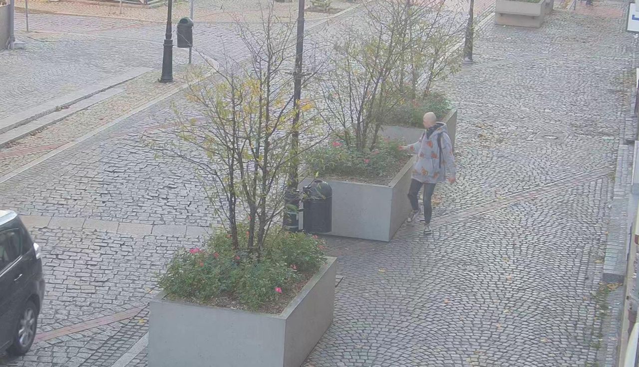 Przyłapał go monitoring. Wstyd, co zrobił w centrum Gniezna