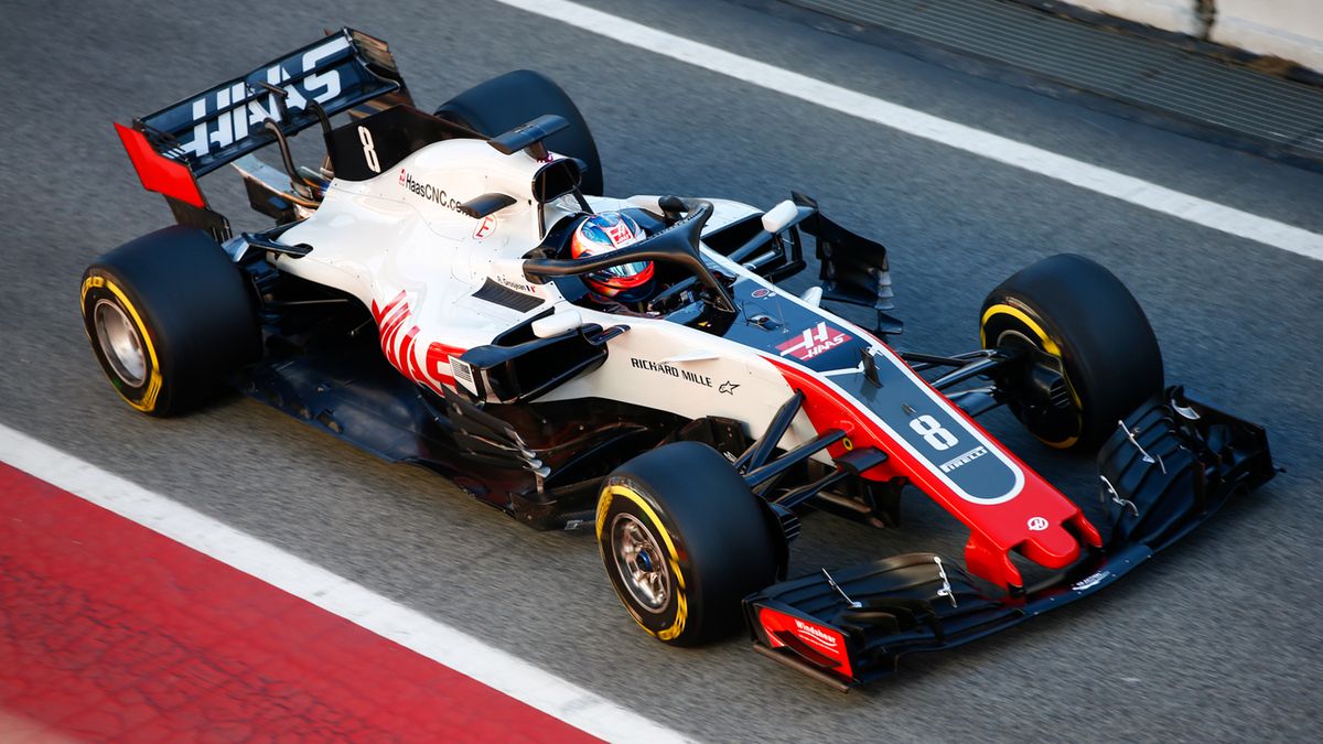 Zdjęcie okładkowe artykułu: Materiały prasowe / Pirelli Media / Romain Grosjean za kierownicą Haasa
