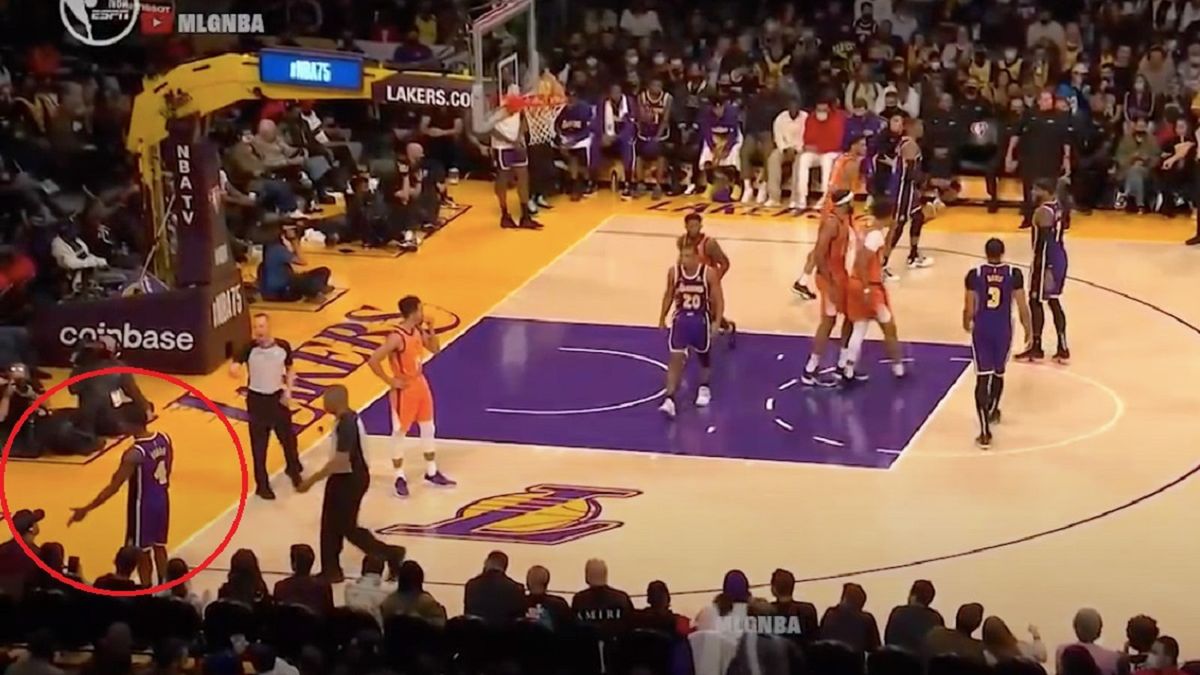 Materiały prasowe / TV ESPN / Na zdjęciu: Rajon Rondo reaguje wobec kibica