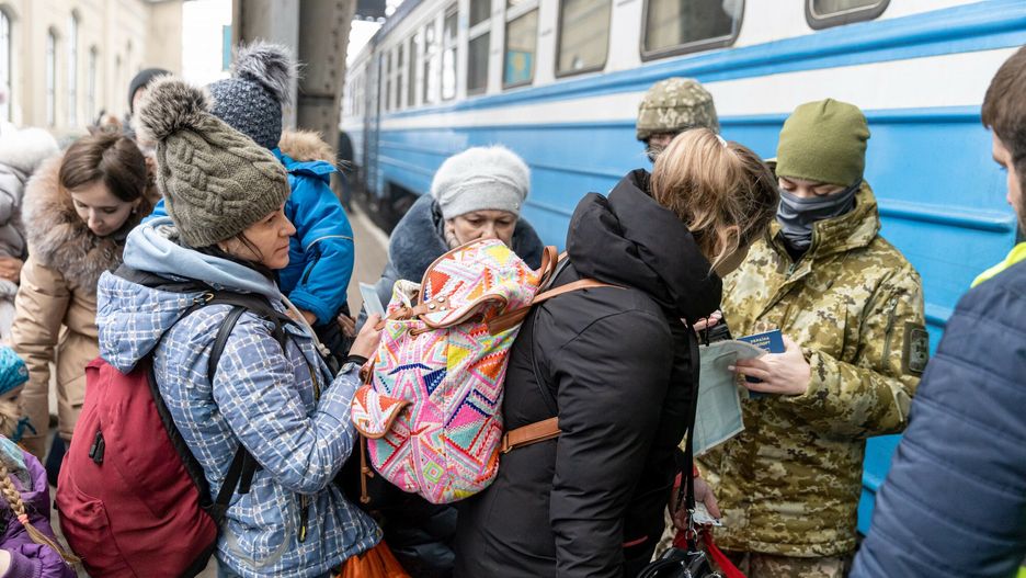 Coraz więcej Ukraińców wraca do swojej ojczyzny. Niektórzy tylko "na chwilę"