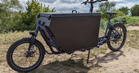 URVIS Business - polski elektryczny rower cargo na testach