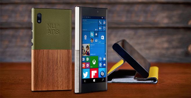 Wyjątkowo dziwaczny smartfon z Windows 10 sprzedaje się na pniu - NuAns Neo