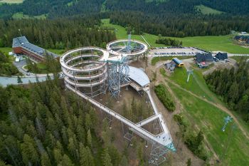 Sky Walk "Serce Poronina" otwarte. Bez tłumów, za to z widokami, które zapierają dech