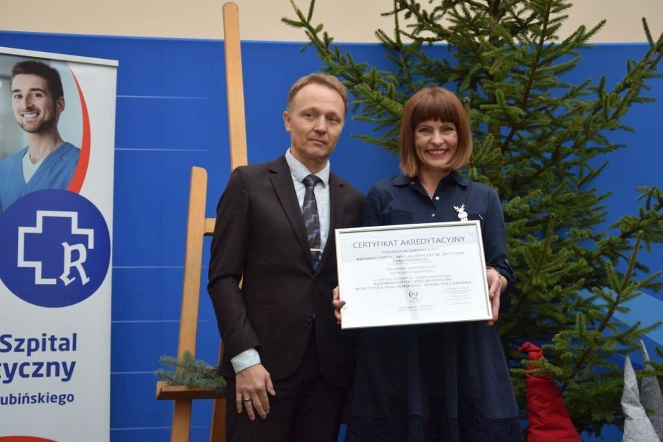Radom: Szpital Specjalistyczny dostał certyfikat. Ministerstwo Zdrowia potwierdziło wysokie standardy. Była gala z okazji jego wręczenia