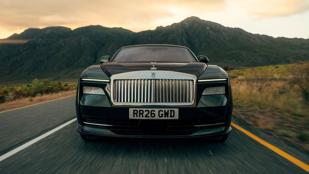 Rolls-Royce przeprowadził lifting Spectre, ale o tym dowiesz się z danych technicznych