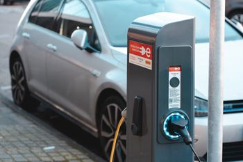 Kradną z nich miedź na potęgę. Nowy cel złodziejów