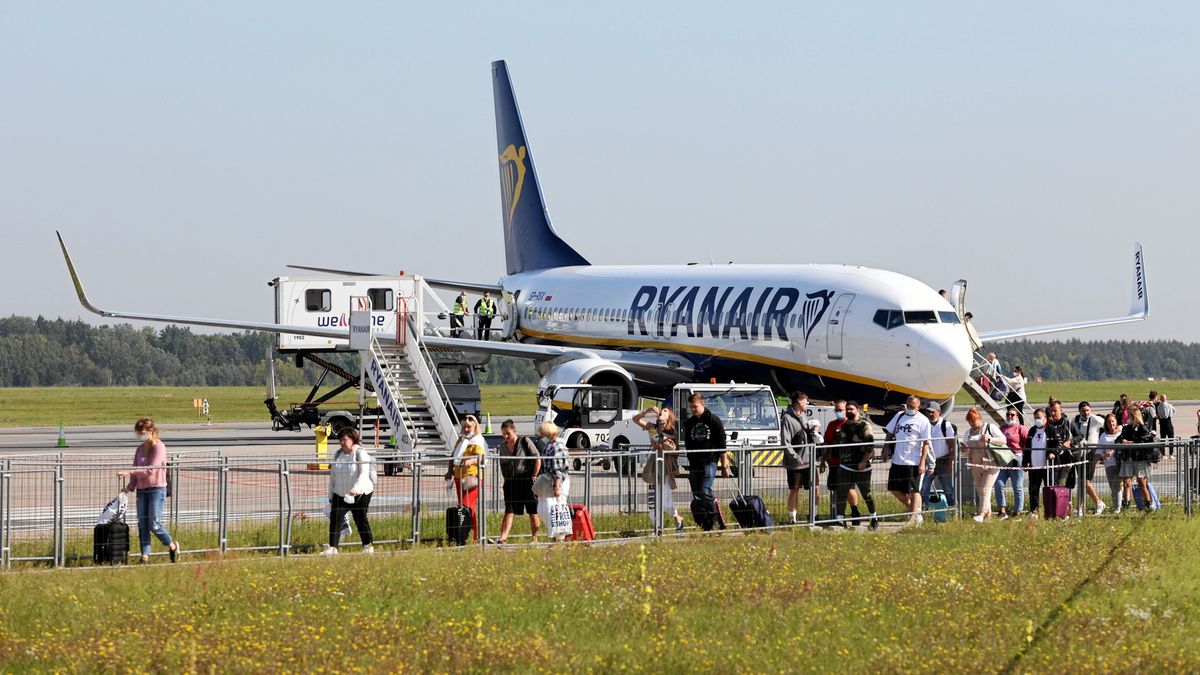 Z nowych stawek w Modlinie nie jest zadowolony Ryanair. Odprawia tam ponad 3 mln pasażerów rocznie