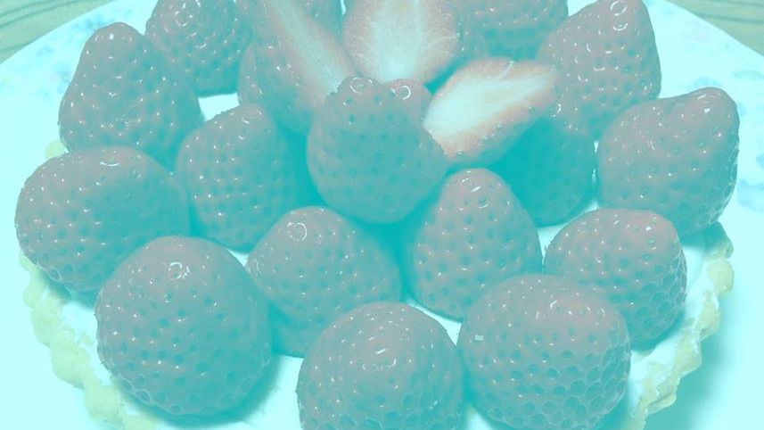 Truskawki, które wcale nie są czerwone? Na tym zdjęciu nie ma ani jednego czerwonego piksela 1