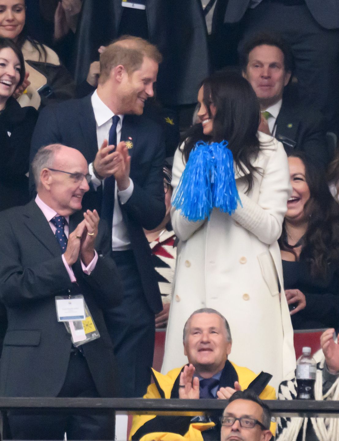 Zadowoleni  Harry i Meghan na ceremonii otwarcia Invictus Games