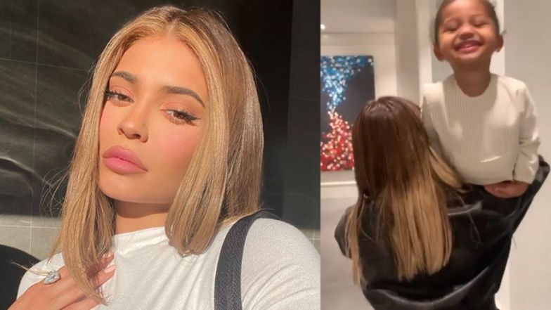 Kylie Jenner pozdrawia pouczającą ją fryzjerkę: "WIEM TO, S*KO"