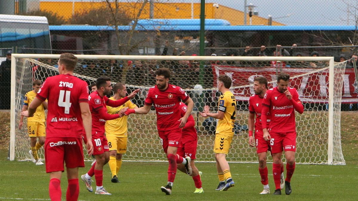 PAP / Lech Muszyński / Na zdjęciu: piłkarze Widzewa Łódź