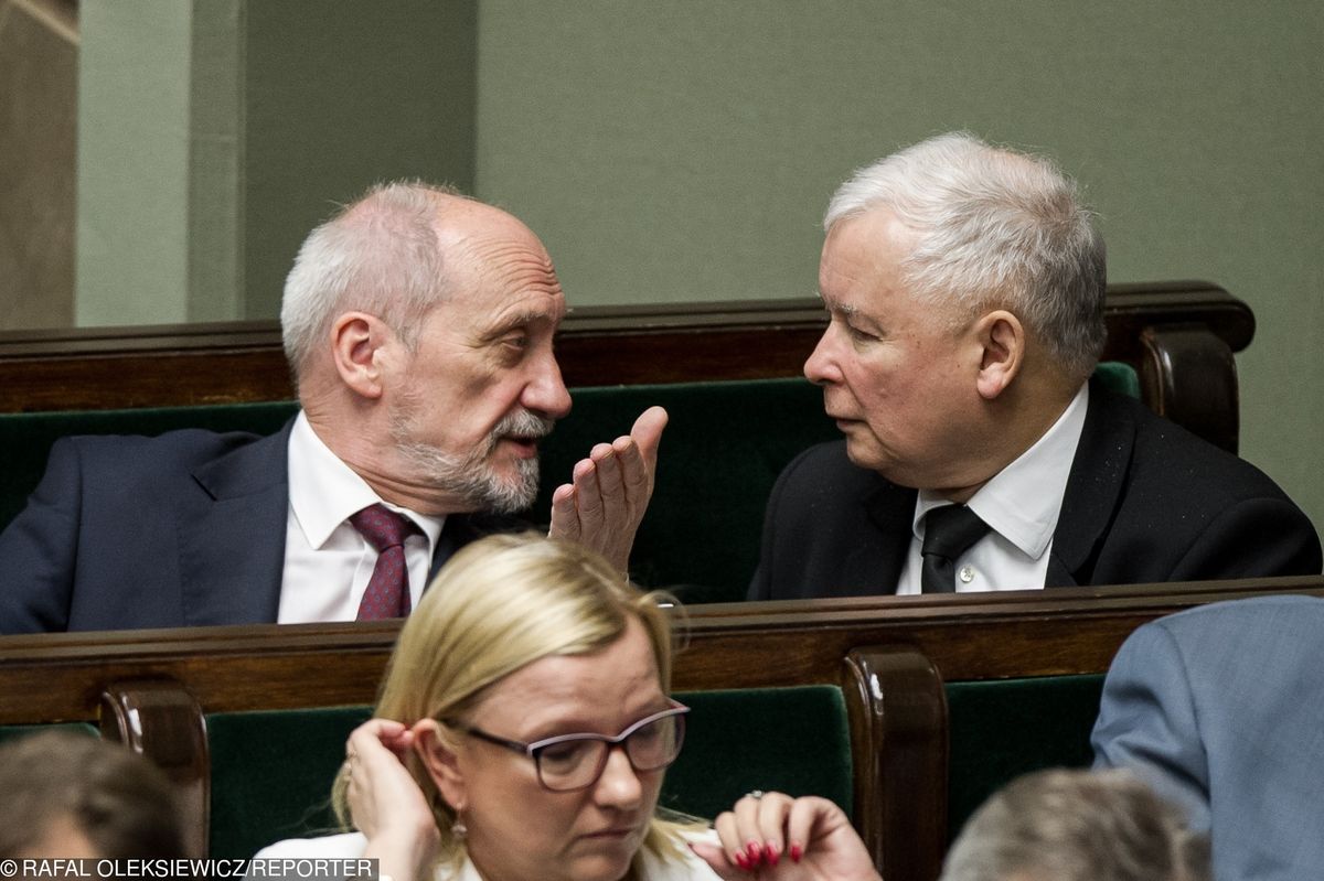 Sławomir Sierakowski: Macierewicz ma haka na Kaczyńskiego?