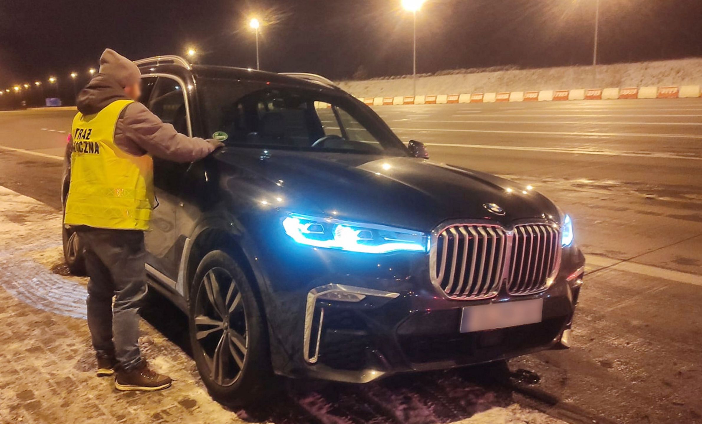 30-latek ukradł bmw chińskich dyplomatów z Berlina. Wpadł na Pomorzu