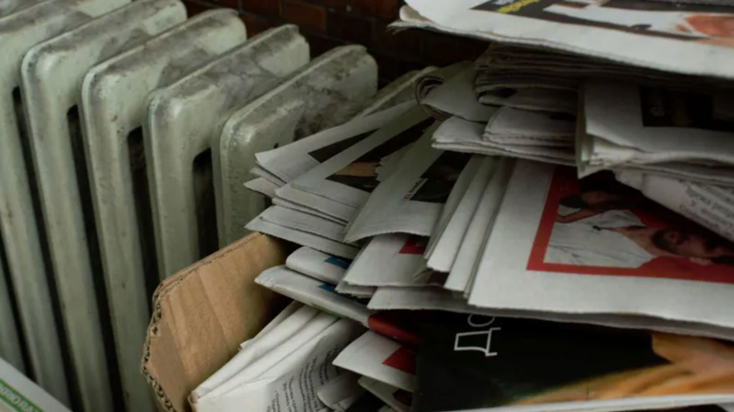 Miliony euro na wsparcie sprzedaży prasy papierowej. Unia dała zielone światło