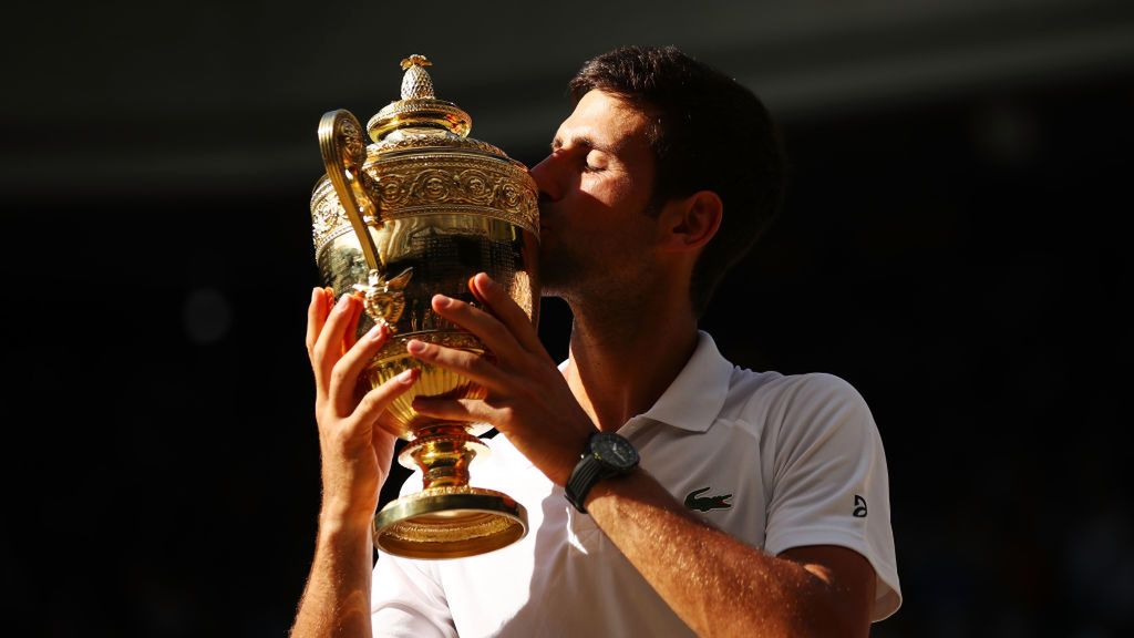 Zdjęcie okładkowe artykułu: Getty Images / Clive Brunskill / Na zdjęciu: Novak Djoković, mistrz Wimbledonu 2018