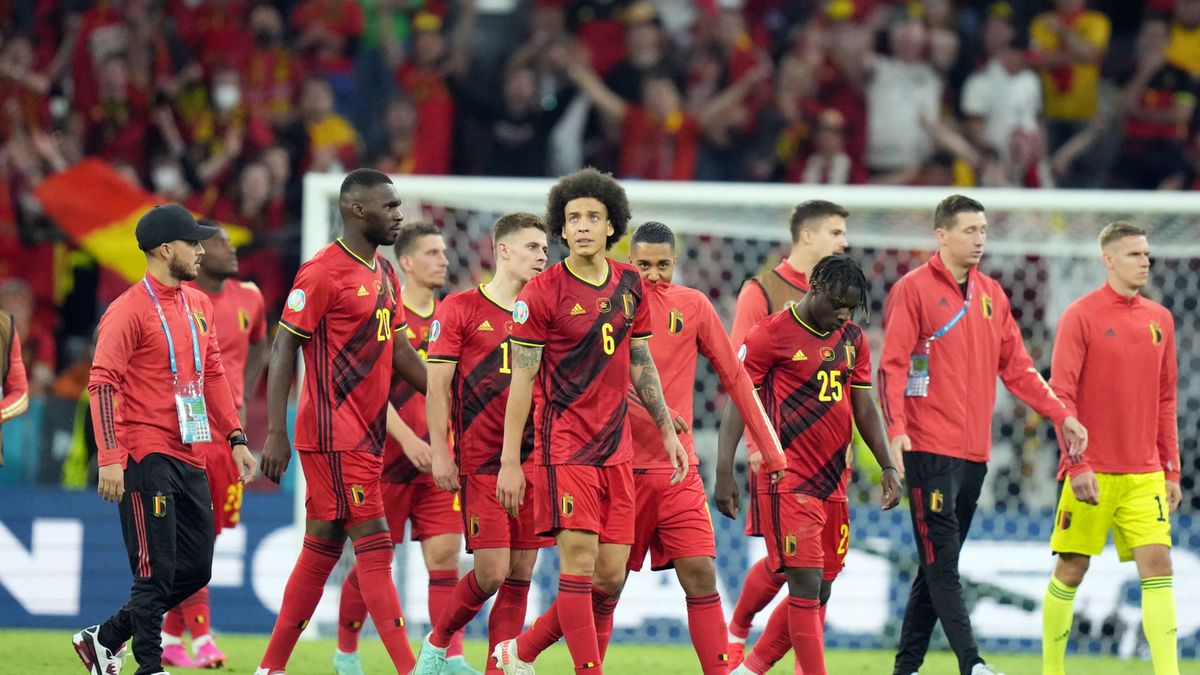 Reprezentacja Belgii po przegranym meczu z Włochami