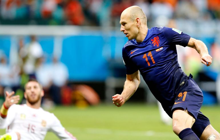 Arjen Robben poprowadził Holandię do efektownego zwycięstwa nad Łotwą