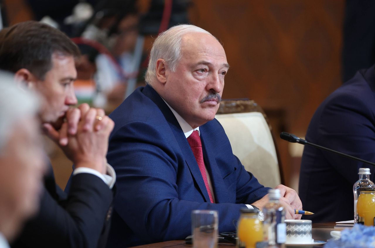 Lukashenko's health deteriorates suddenly at international summit