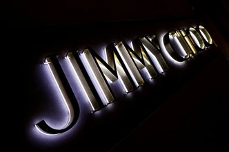 Jimmy Choo jest do kupienia. Marka luksusowych butów kolejny raz szuka nowego właściciela