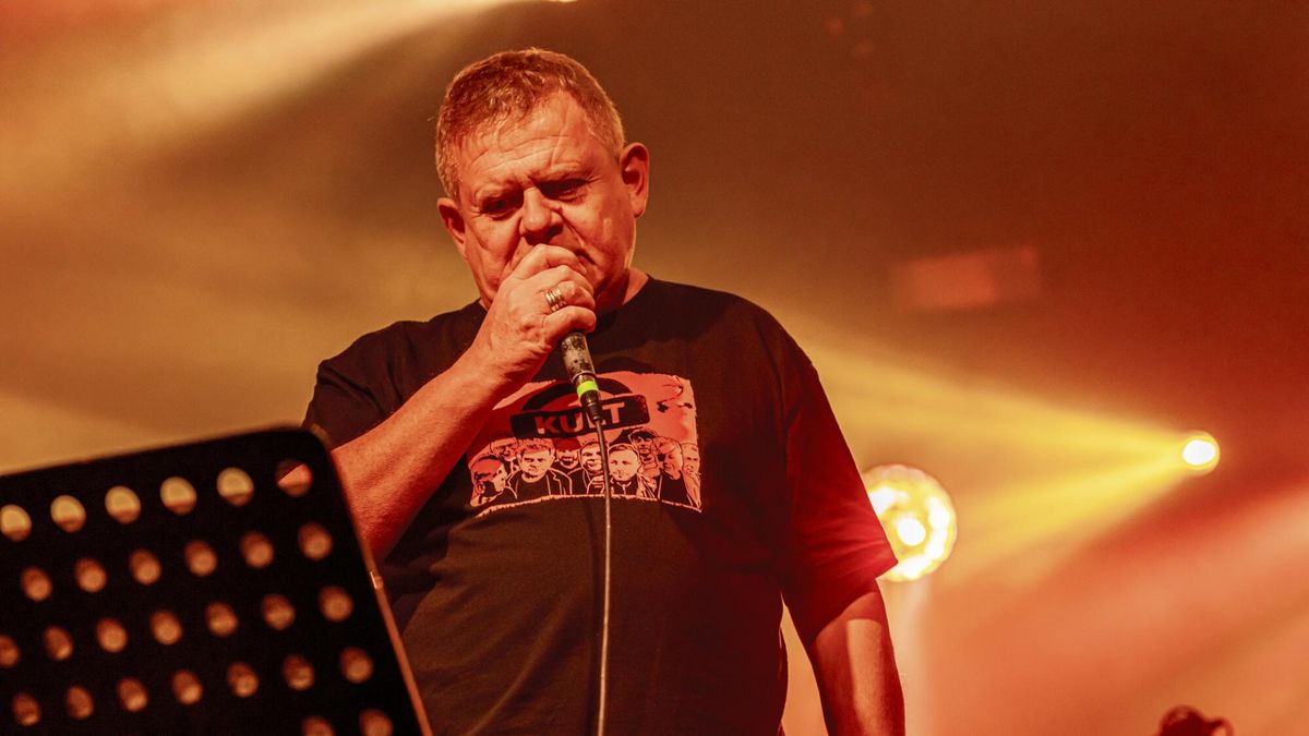 Kazik Staszewski chory. Kult odwołuje koncerty